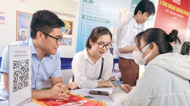 có nên học nghề từ lớp 11 không