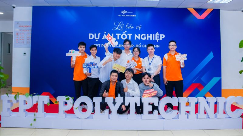 có nên học nghề từ lớp 11 không