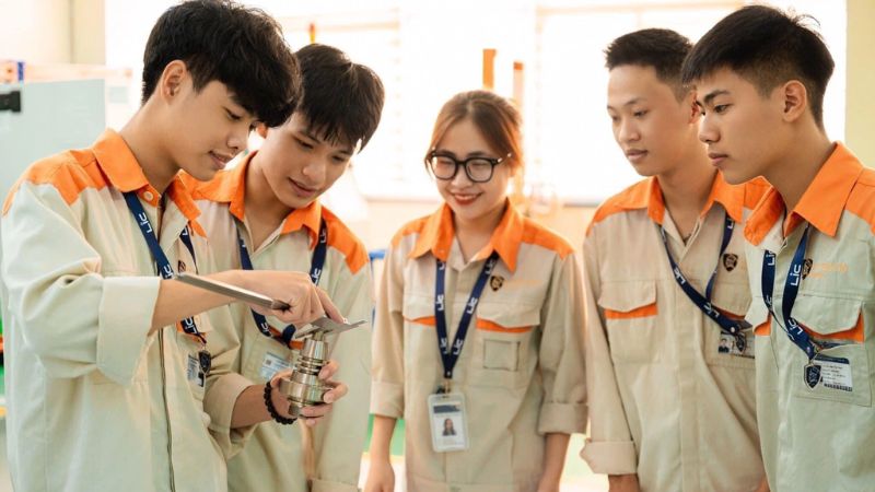 học nghề sau tốt nghiệp 12