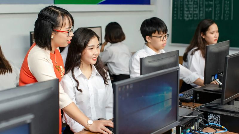 hướng nghiệp cho học sinh giỏi khối C