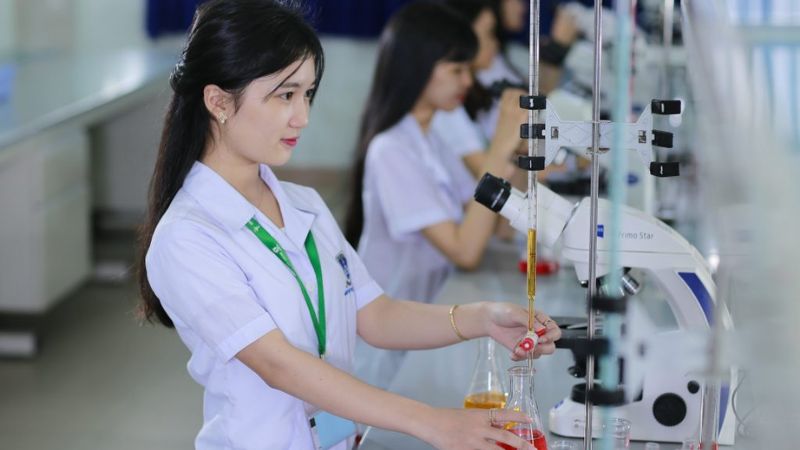 ngành Dược học tại Y Dược TP.HCM