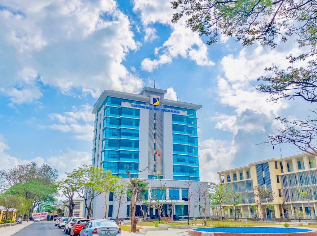 review đại học Đà Nẵng