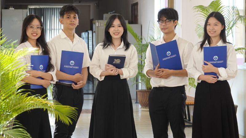 Review Đại học Quốc gia TP. Hồ Chí Minh