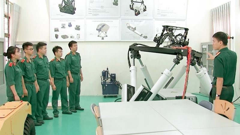 Review Học viện Kỹ thuật Quân sự