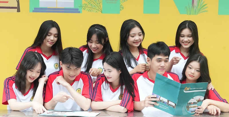 review-hoc-vien-tai-chinh