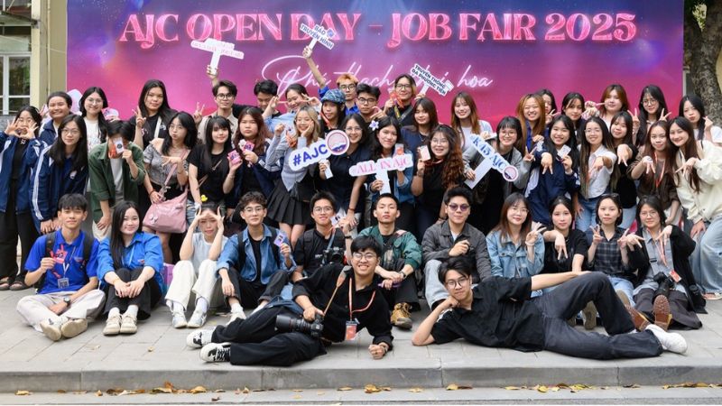 review ngành Quan hệ công chúng tại Học viện Báo chí