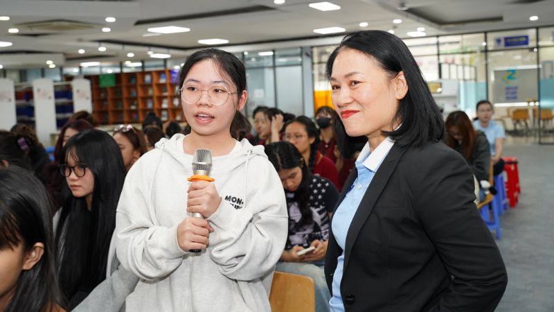 review ngành Quan hệ công chúng tại Học viện Báo chí