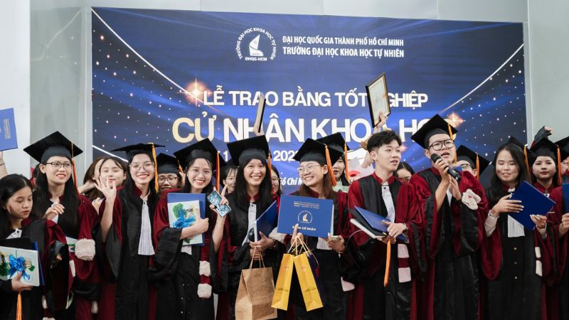 review Trường Đại học Khoa học Tự nhiên TP. HCM