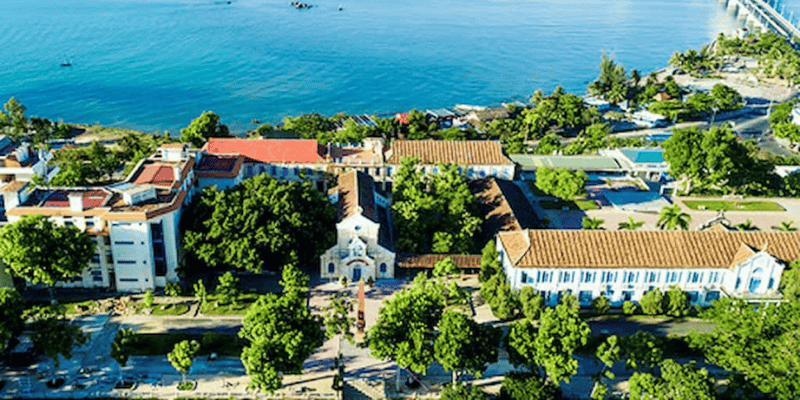 review-truong-dai-hoc-nha-trang