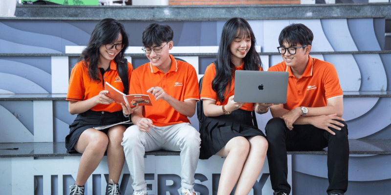 xet-tuyen-dai-hoc-va-huong-nghiep-chon-nganh