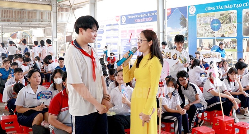 lo-trinh-nghe-nghiep-cho-con-hoc-luc-trung-binh-anh-2