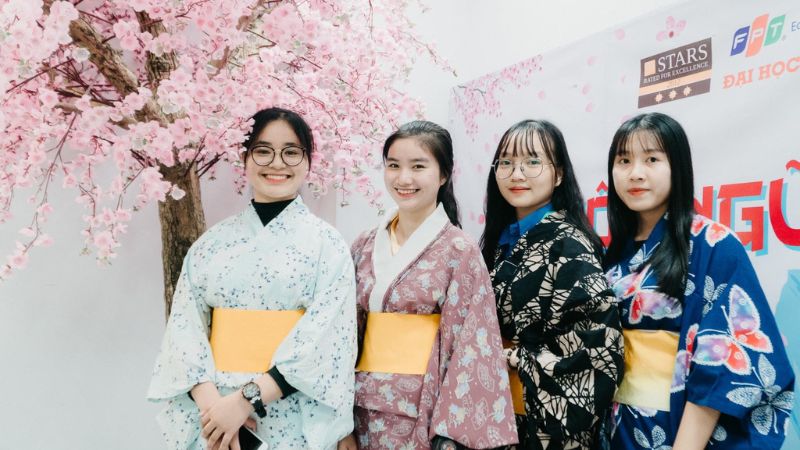 review ngành Ngôn ngữ Nhật Bản